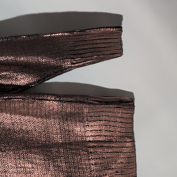 superdown Shiny Rose Off-the-Shoulder Sweater - Picture 6 of 9